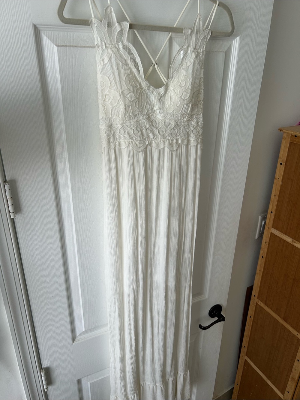 Francesca's Collections Ivory Lace Bodice Maxi Dress with Crisscross Straps